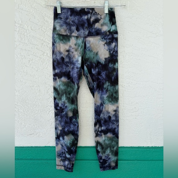 lululemon athletica Pants - Lululemon Align High-Rise Meteor Wash Print Leggings Pant 25" Size 4